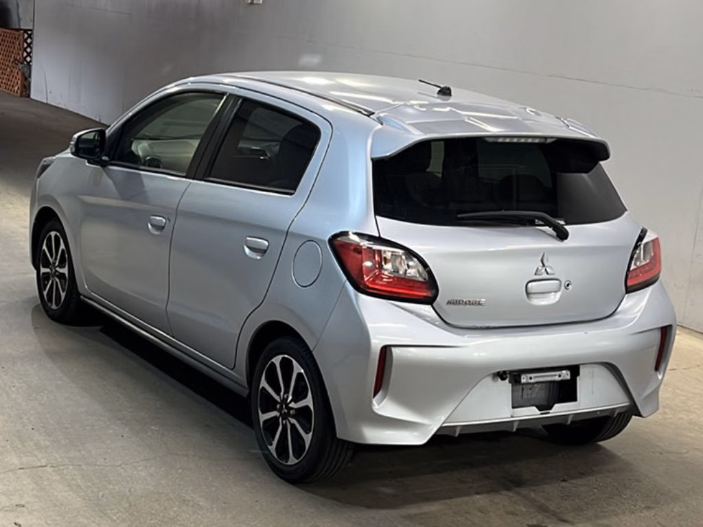 MITSUBISHI MIRAGE