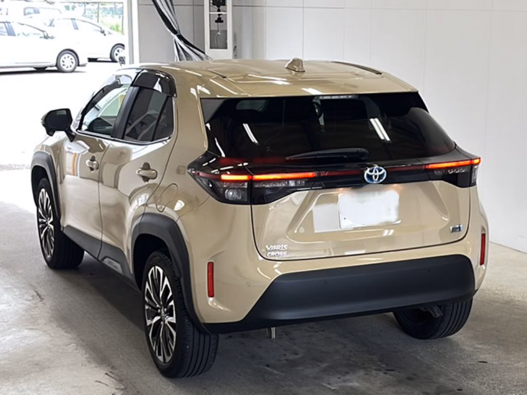 TOYOTA YARIS CROSS