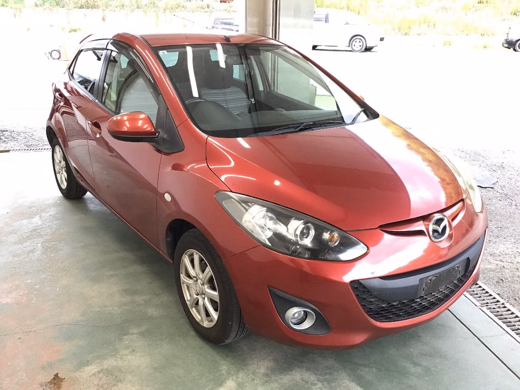 MAZDA DEMIO