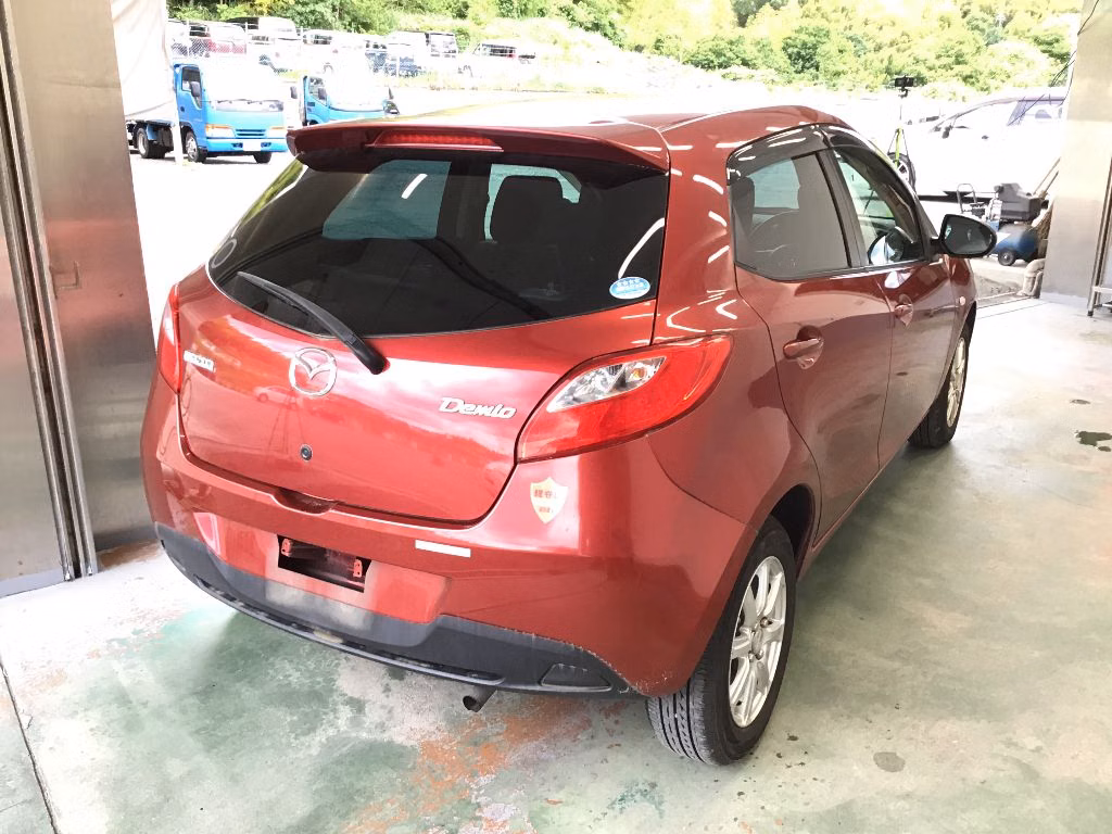 MAZDA DEMIO