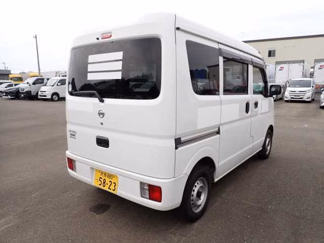 NISSAN NV100 CLIPPER