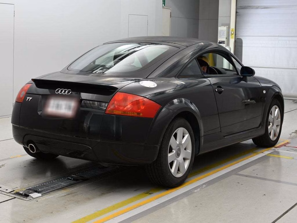 AUDI TT