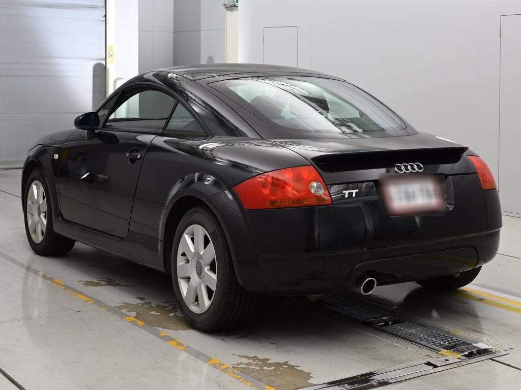 AUDI TT