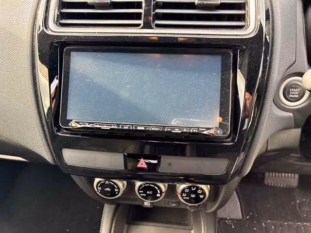 MITSUBISHI RVR