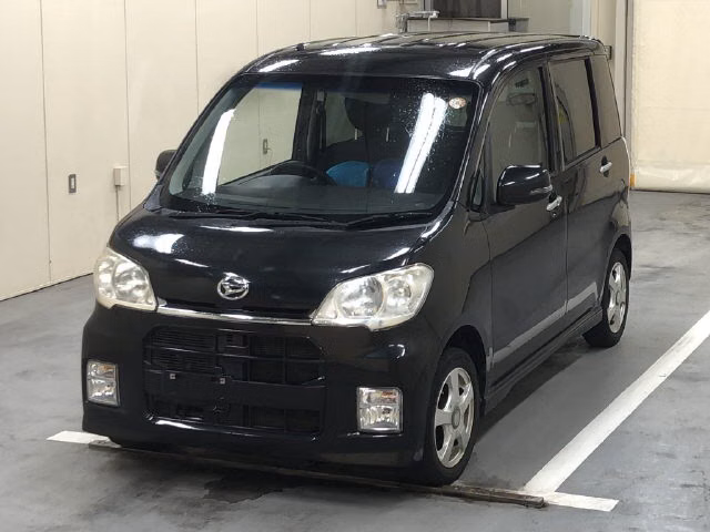 DAIHATSU TANTO EXE