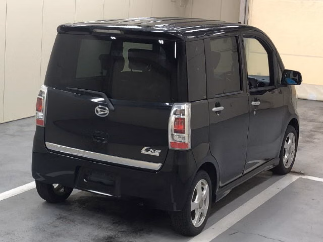 DAIHATSU TANTO EXE
