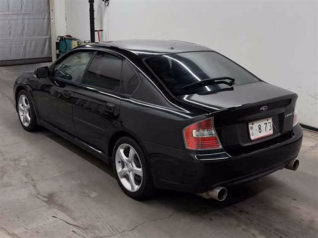 SUBARU LEGACY B4