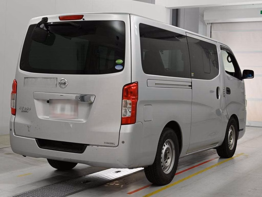 NISSAN NV350 CARAVAN