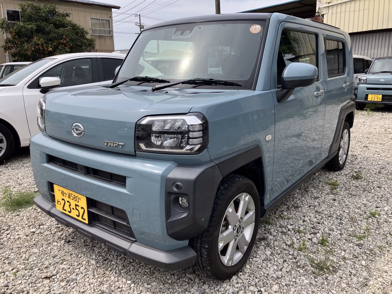 DAIHATSU TAFT