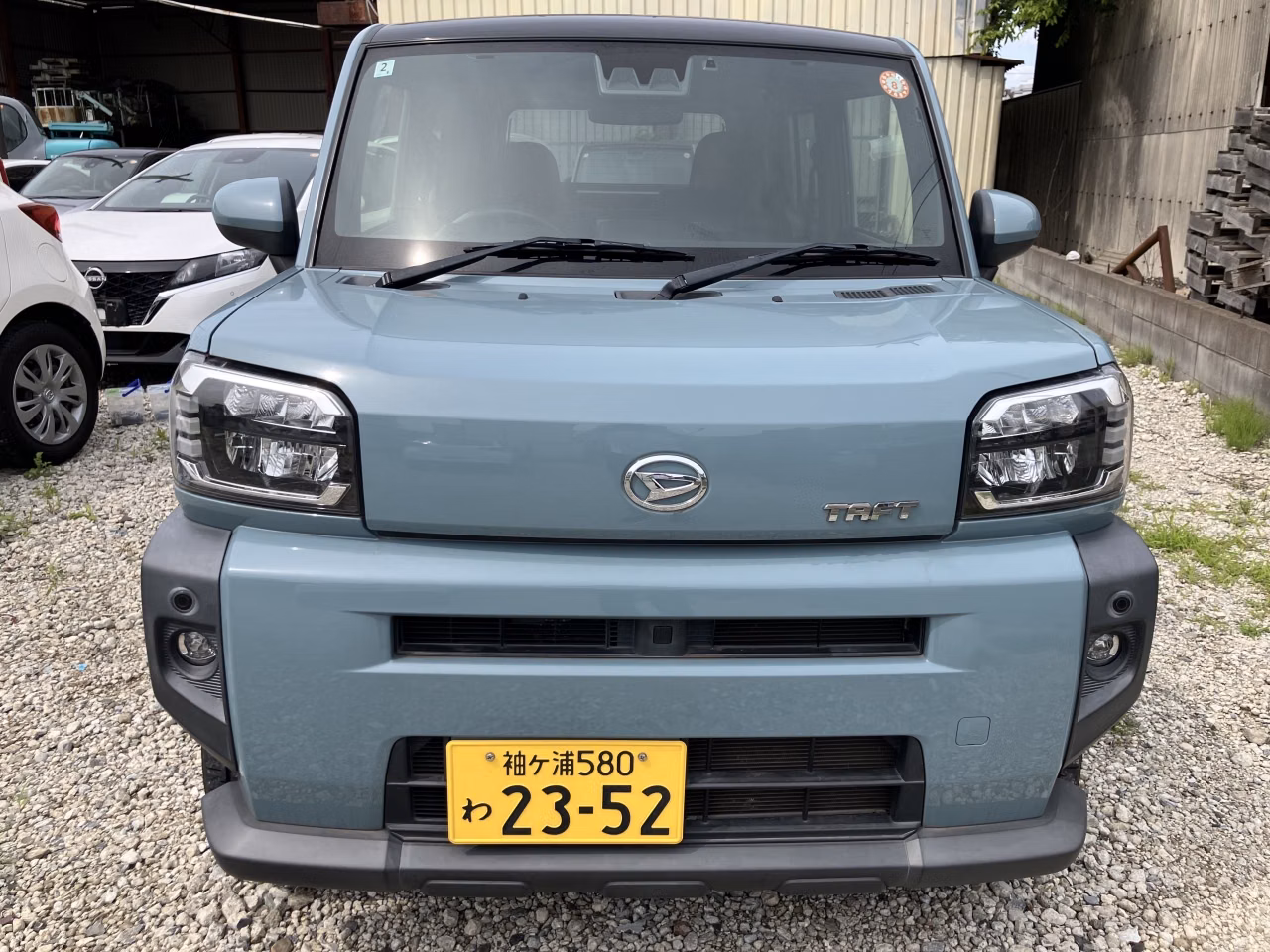 DAIHATSU TAFT