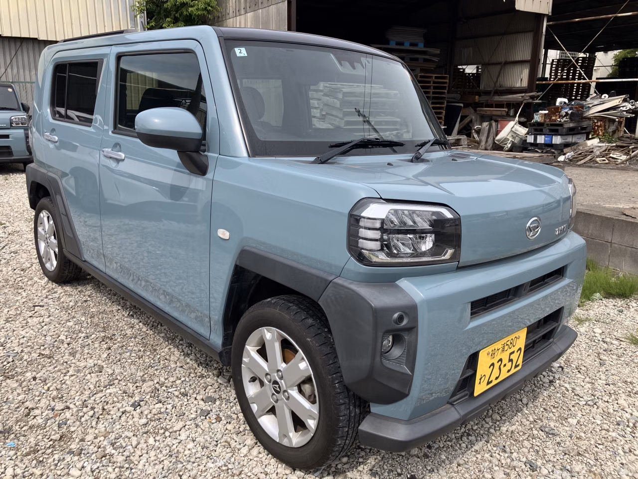 DAIHATSU TAFT