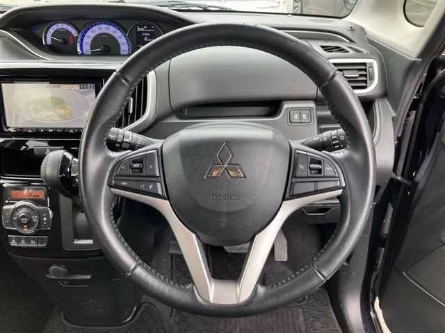 MITSUBISHI DELICA D:2