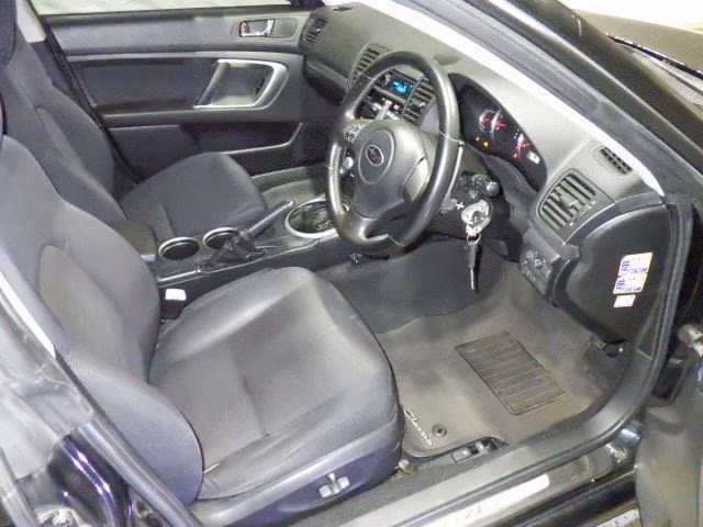 SUBARU LEGACY B4