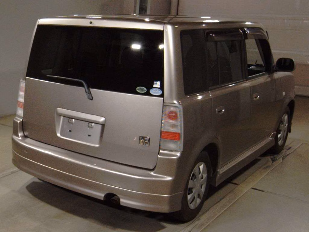 TOYOTA BB