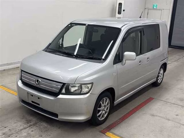 HONDA MOBILIO SPIKE