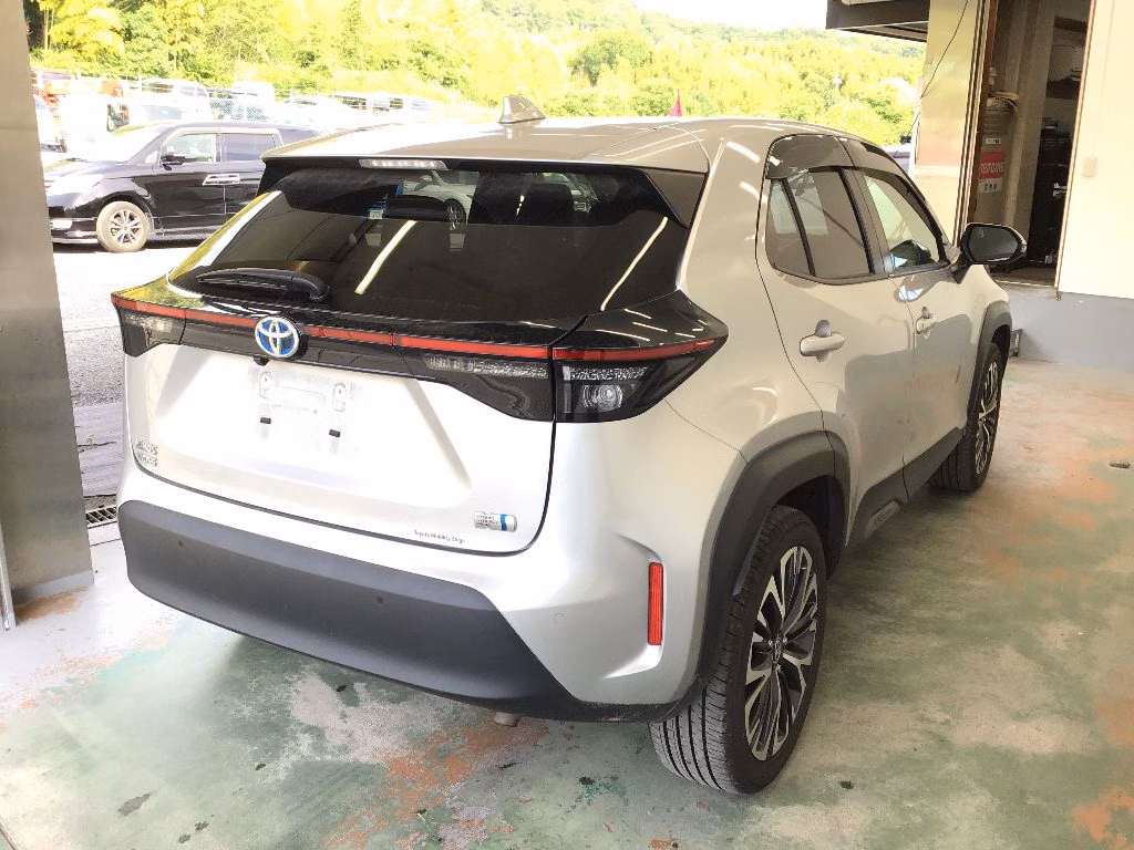 TOYOTA YARIS CROSS