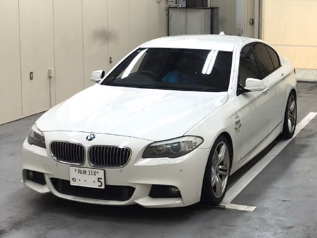 BMW 5-SERIES