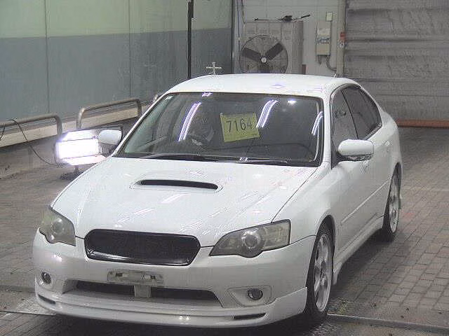 SUBARU LEGACY B4