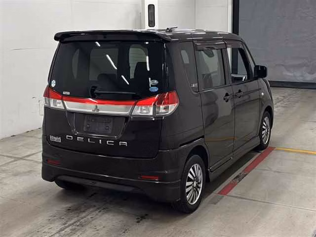 MITSUBISHI DELICA D:2
