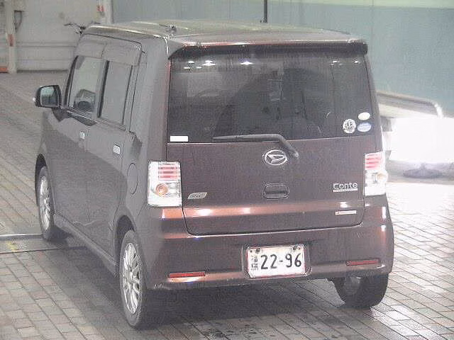DAIHATSU MOVE CONTE