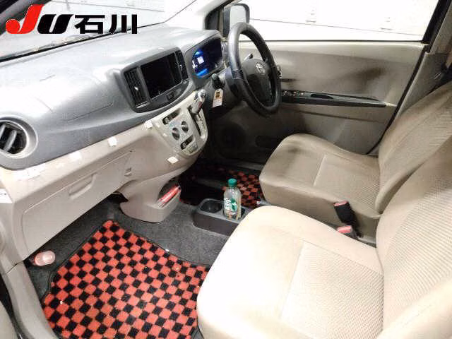 TOYOTA PIXIS EPOCH