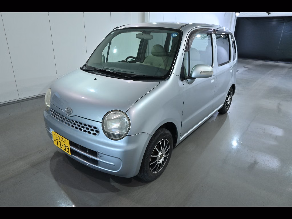 DAIHATSU MOVE LATTE