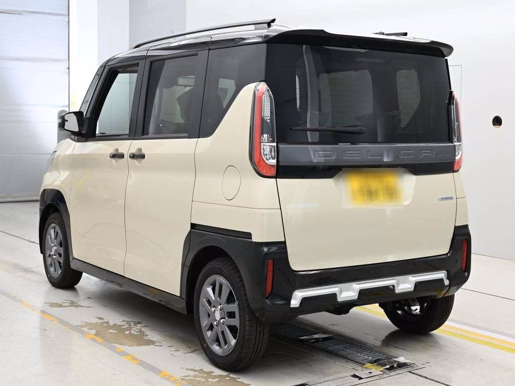 MITSUBISHI DELICA MINI