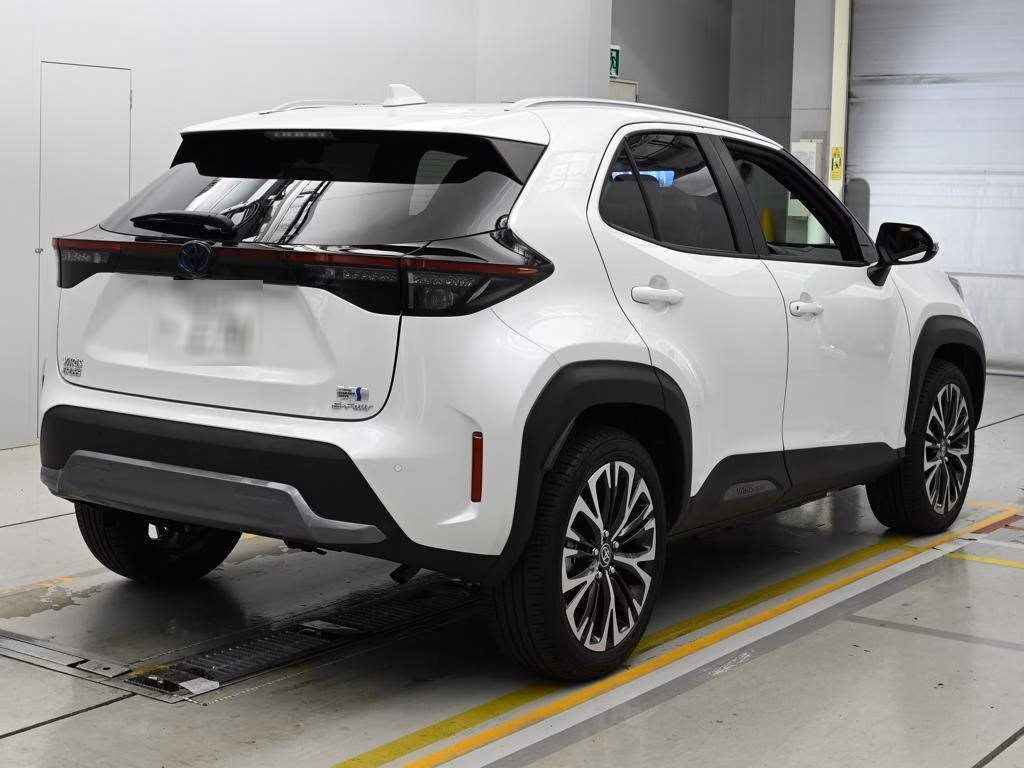 TOYOTA YARIS CROSS