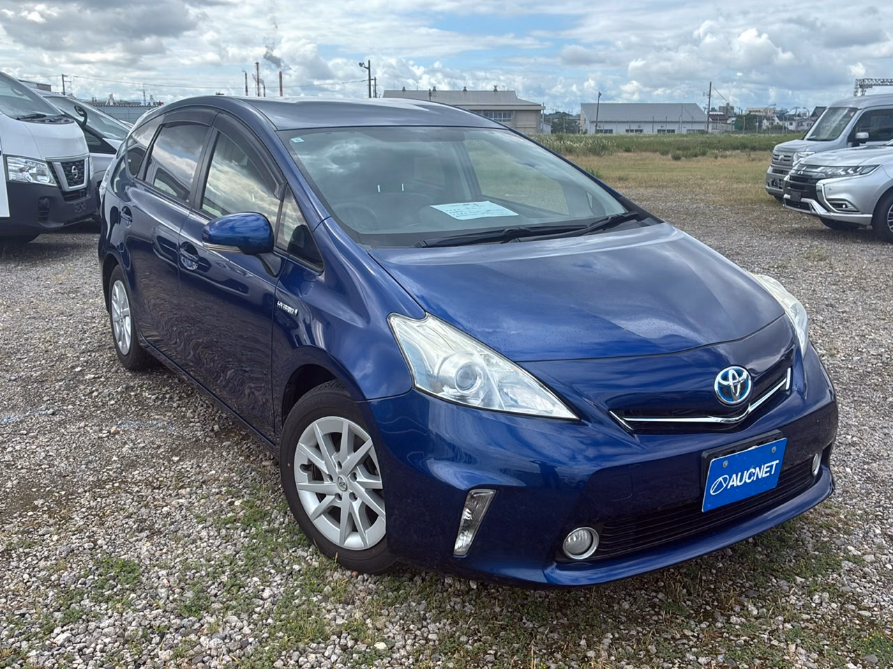 TOYOTA PRIUS ALPHA