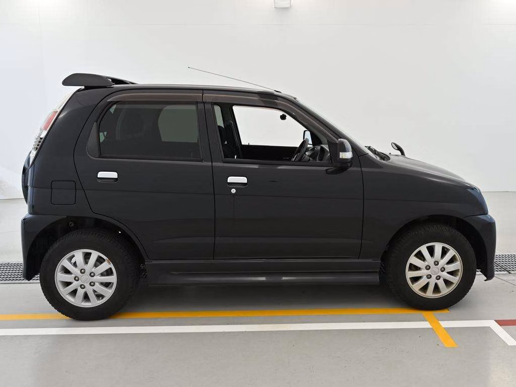 DAIHATSU TERIOS KID