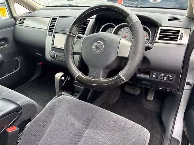 NISSAN TIIDA LATIO