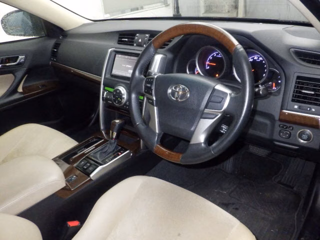 TOYOTA MARK X