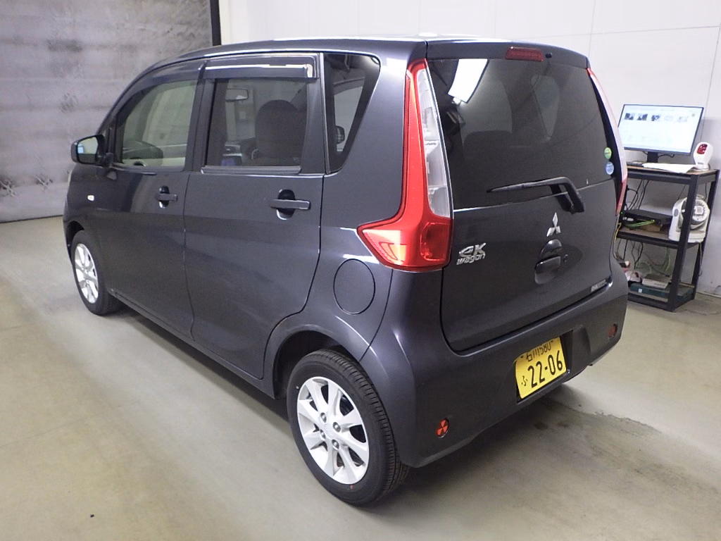 MITSUBISHI EK WAGON