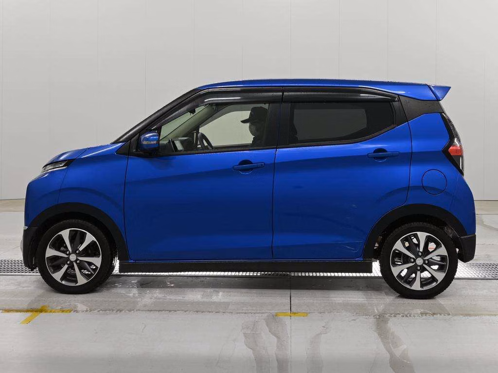 MITSUBISHI EK X