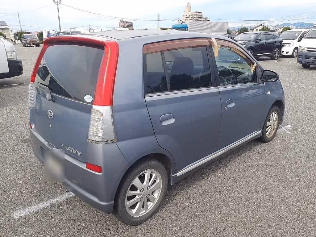 DAIHATSU MIRA AVY