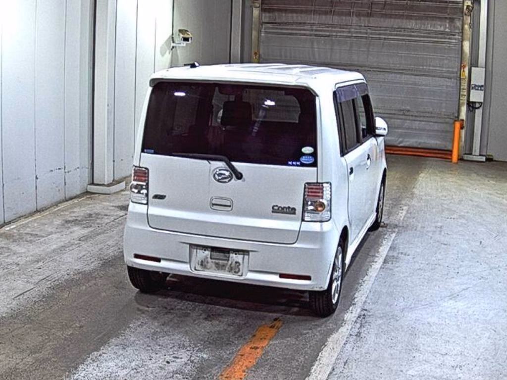 DAIHATSU MOVE CONTE