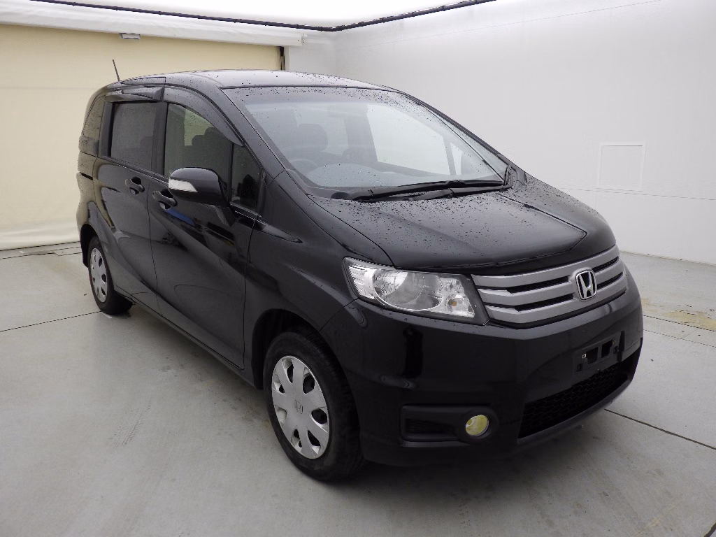 HONDA FREED SPIKE
