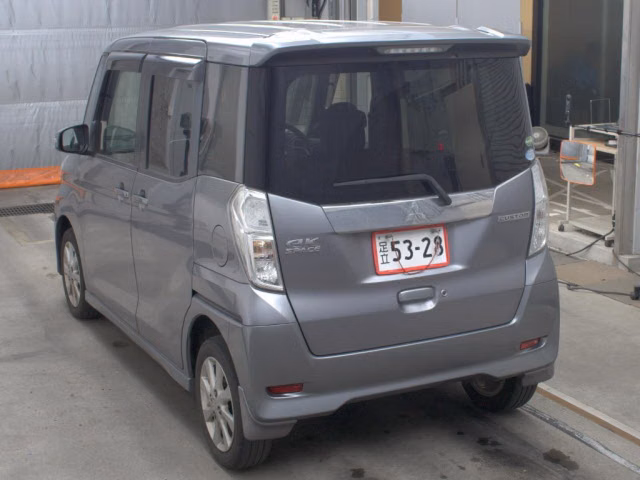 MITSUBISHI EK SPACE