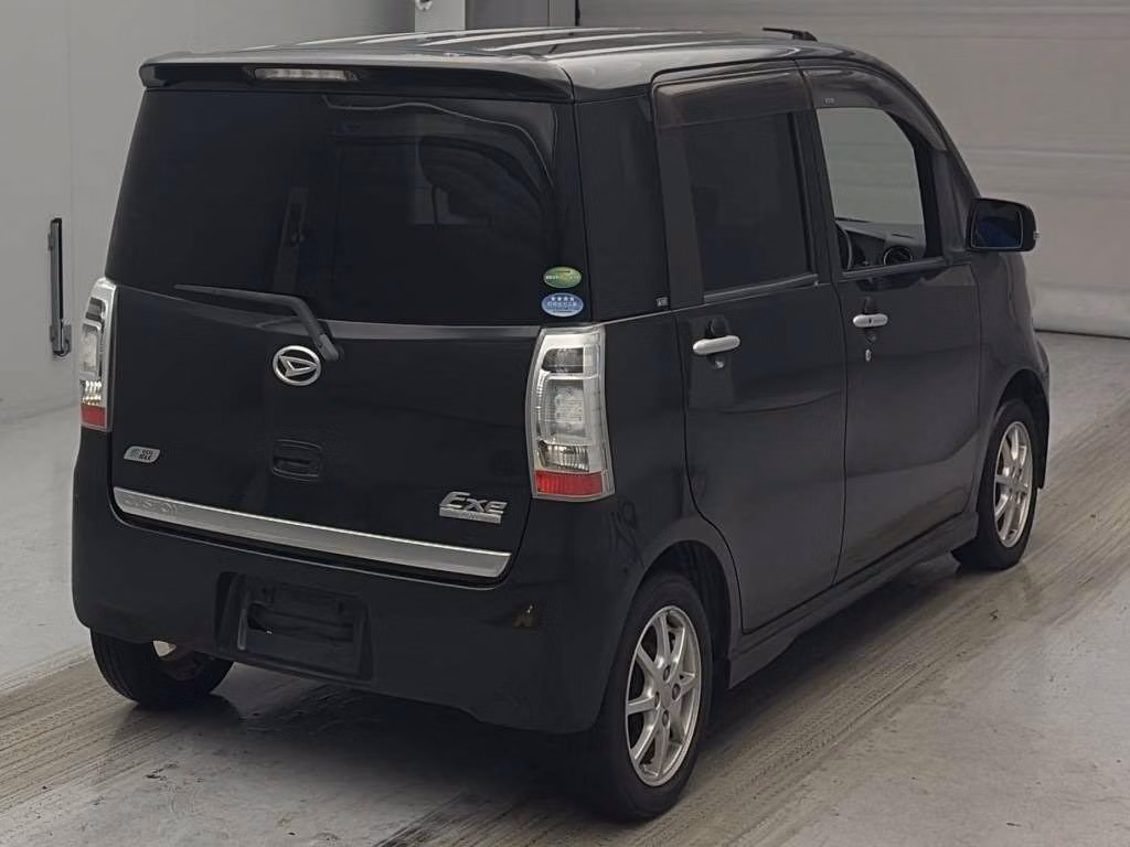 DAIHATSU TANTO EXE