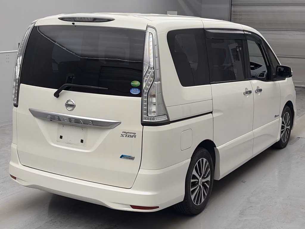 NISSAN SERENA