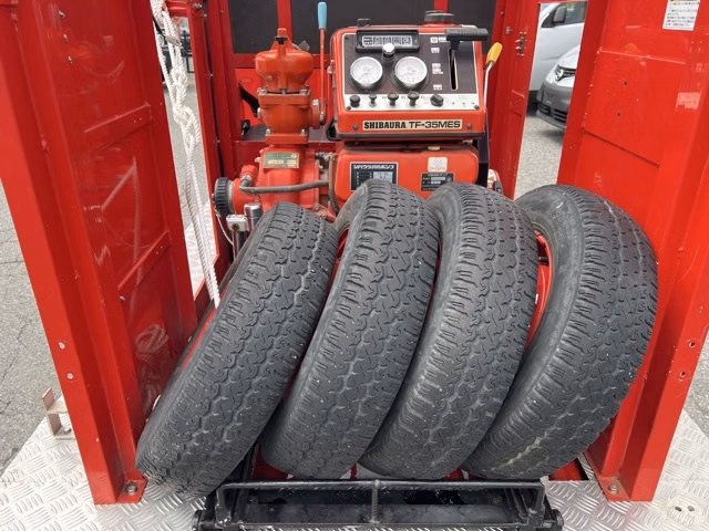 MITSUBISHI MINICAB