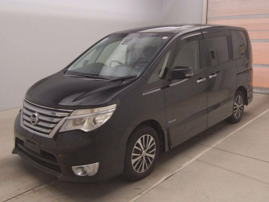 NISSAN SERENA