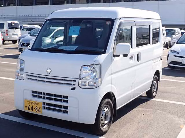 NISSAN NV100 CLIPPER