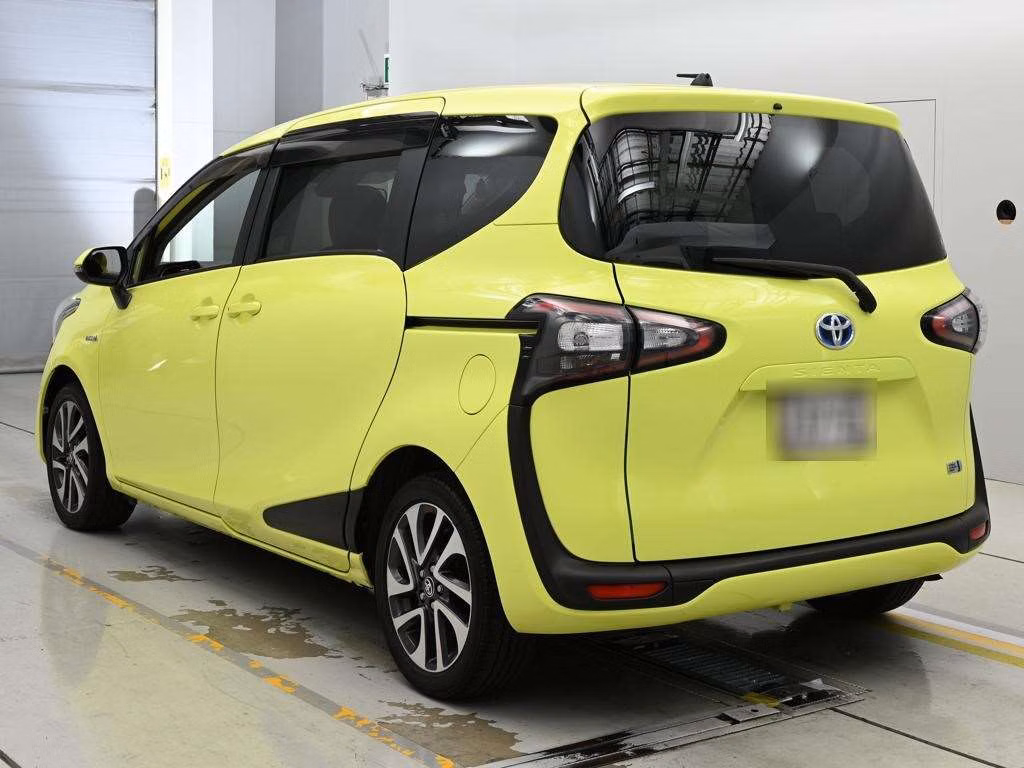 TOYOTA SIENTA