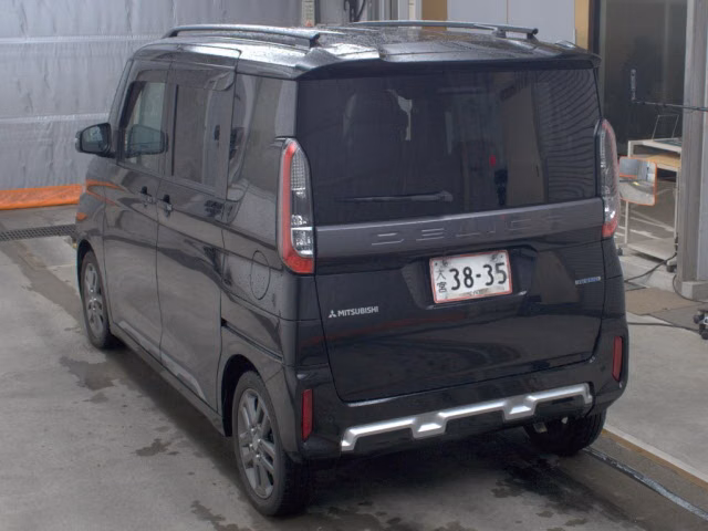 MITSUBISHI DELICA MINI