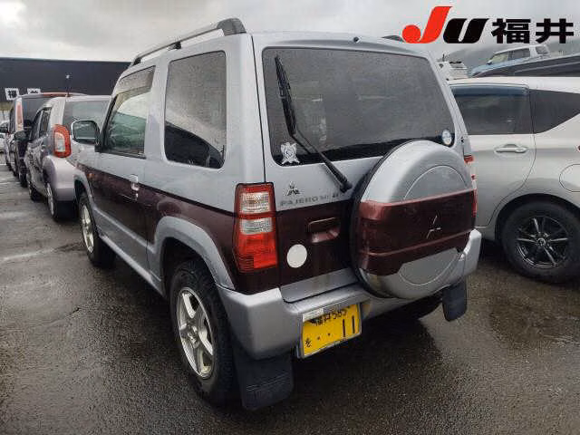 MITSUBISHI PAJERO MINI
