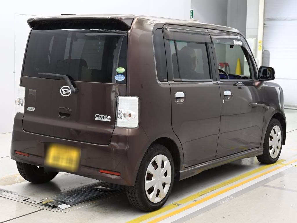 DAIHATSU MOVE CONTE