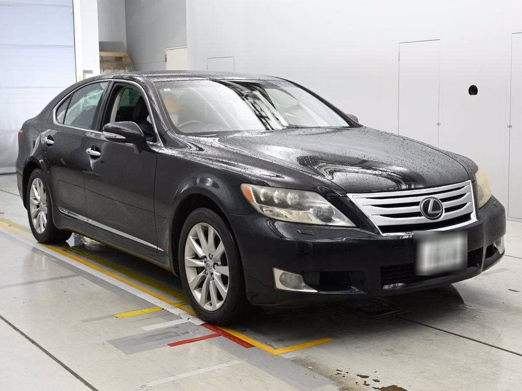 LEXUS LS600H