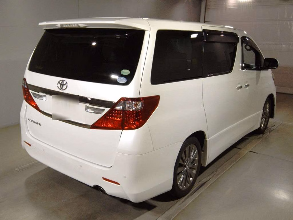 TOYOTA ALPHARD