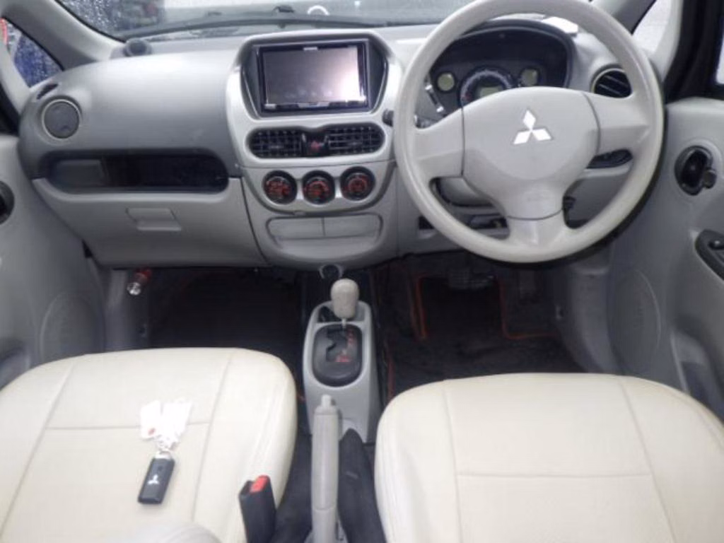 MITSUBISHI I